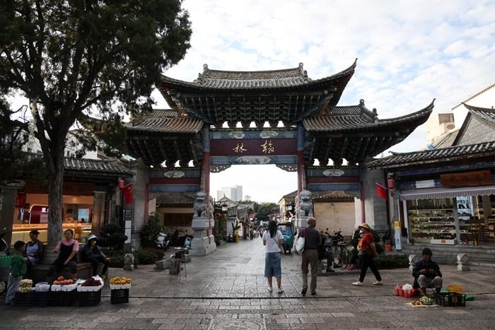 云南建水：生活着的千年古城