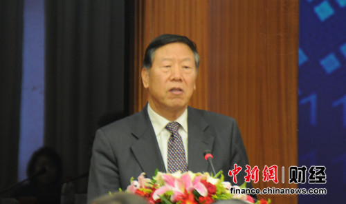 ���������й����Ͻ𴢱�ռGDP������Ϊ2%��ͼ��