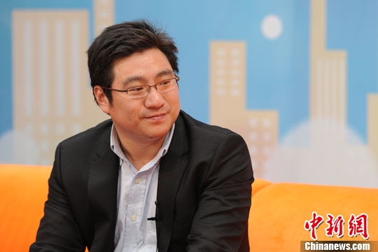 ���ѣ�Ī�ԺͰ����������ͻ�Ů���ǡ�ȫְ������