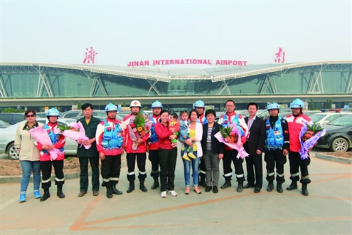 ����Ԯ��̸����������־Ը���޾�������ʯ����