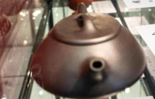 紫砂壶有毒？造谣者获刑并被禁业