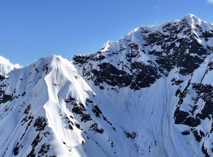 “冰川之乡”西藏波密 邂逅雪山盛景